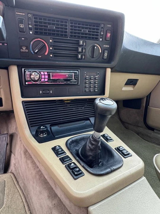 1984 BMW E24 6 Series - Image 17 of 24