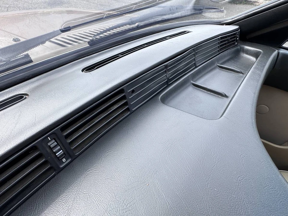 1984 BMW E24 6 Series - Image 15 of 24