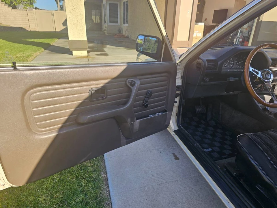 1984 BMW E30 3 Series - Image 10 of 16