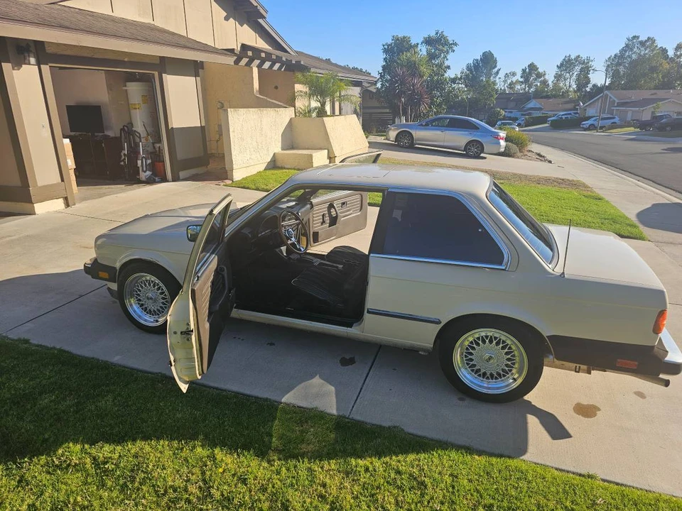 1984 BMW E30 3 Series - Image 9 of 16