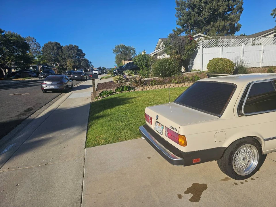 1984 BMW E30 3 Series - Image 3 of 16