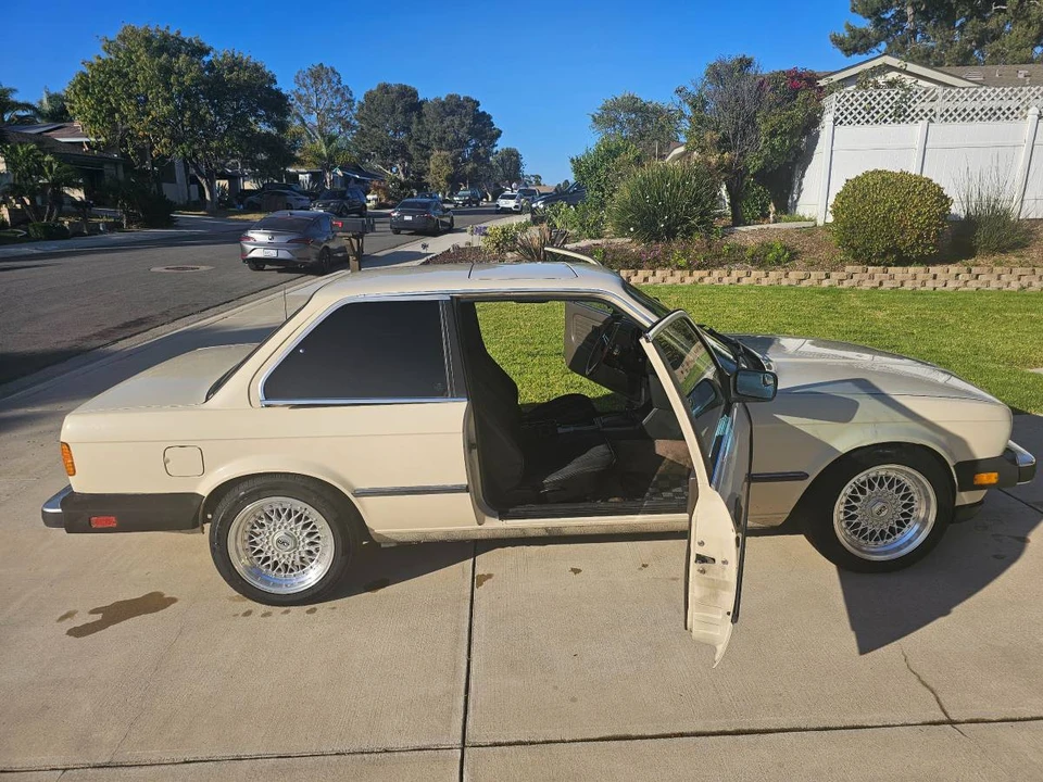 1984 BMW E30 3 Series - Image 2 of 16
