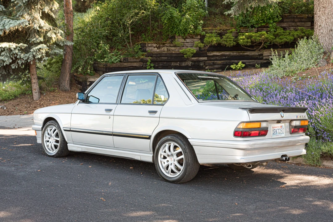1984 BMW E28 5 Series - Image 10 of 31
