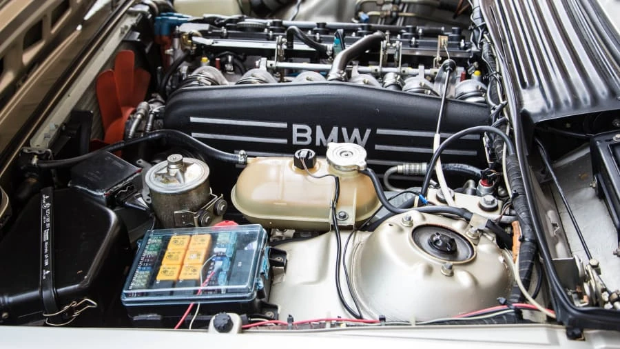 1984 BMW E24 M635CSi & M6 - Image 7 of 12