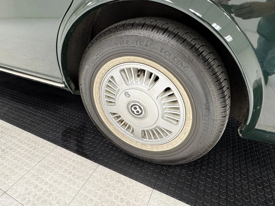 1984 Bentley Mulsanne 1st Gen - Image 19 of 31