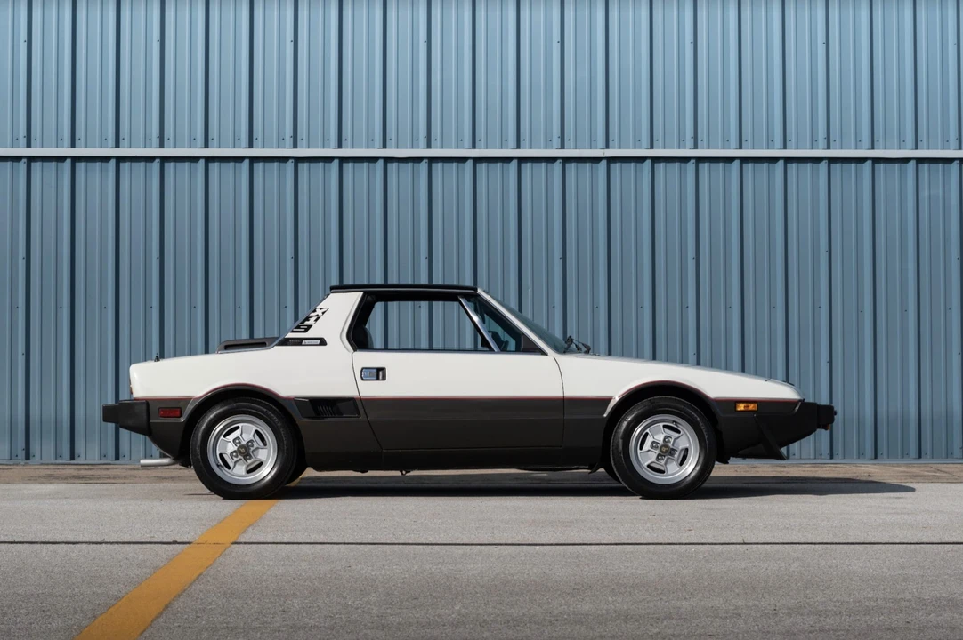 1984 Fiat X1/9 - Image 9 of 31