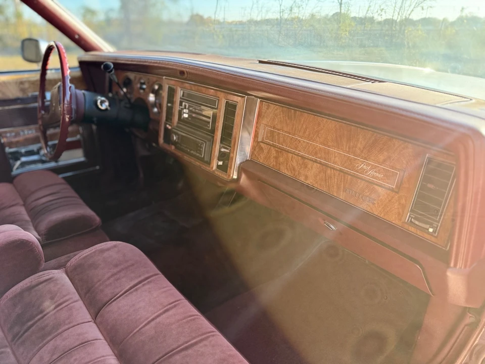 1984 Buick Electra - Image 8 of 20
