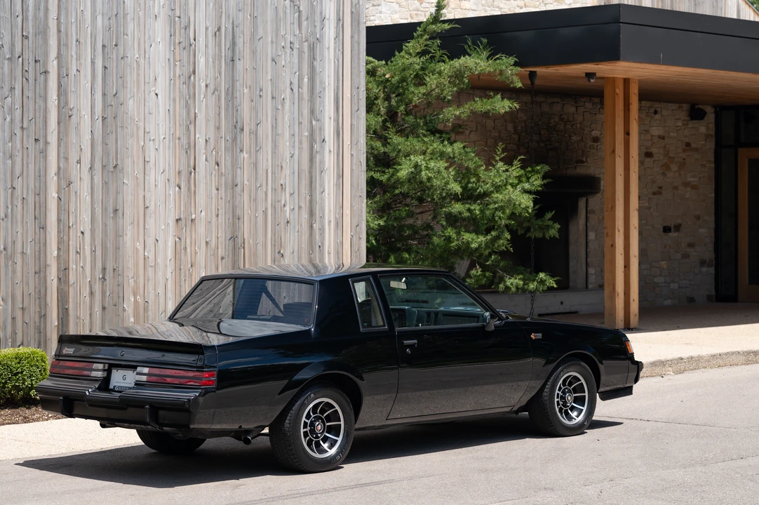 1984 Buick Grand National - Image 27 of 31