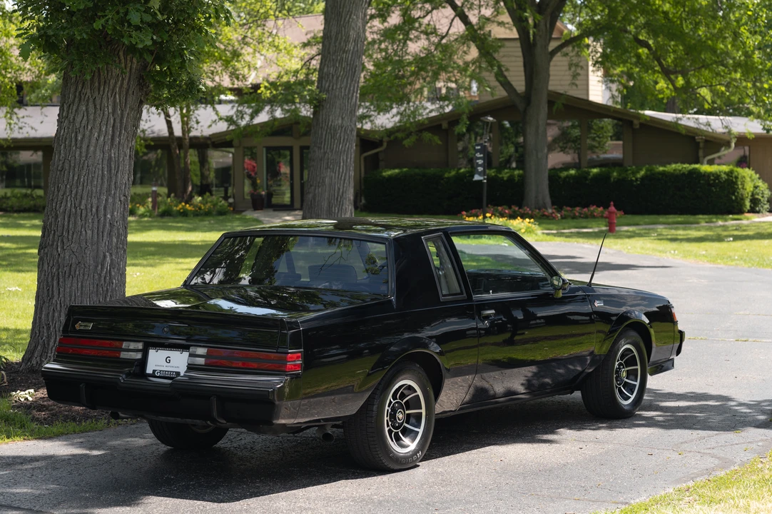1984 Buick Grand National - Image 26 of 31
