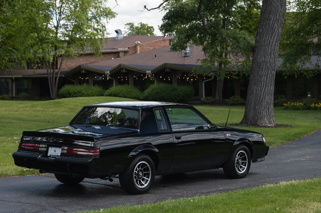 1984 Buick Grand National - Image 28 of 31
