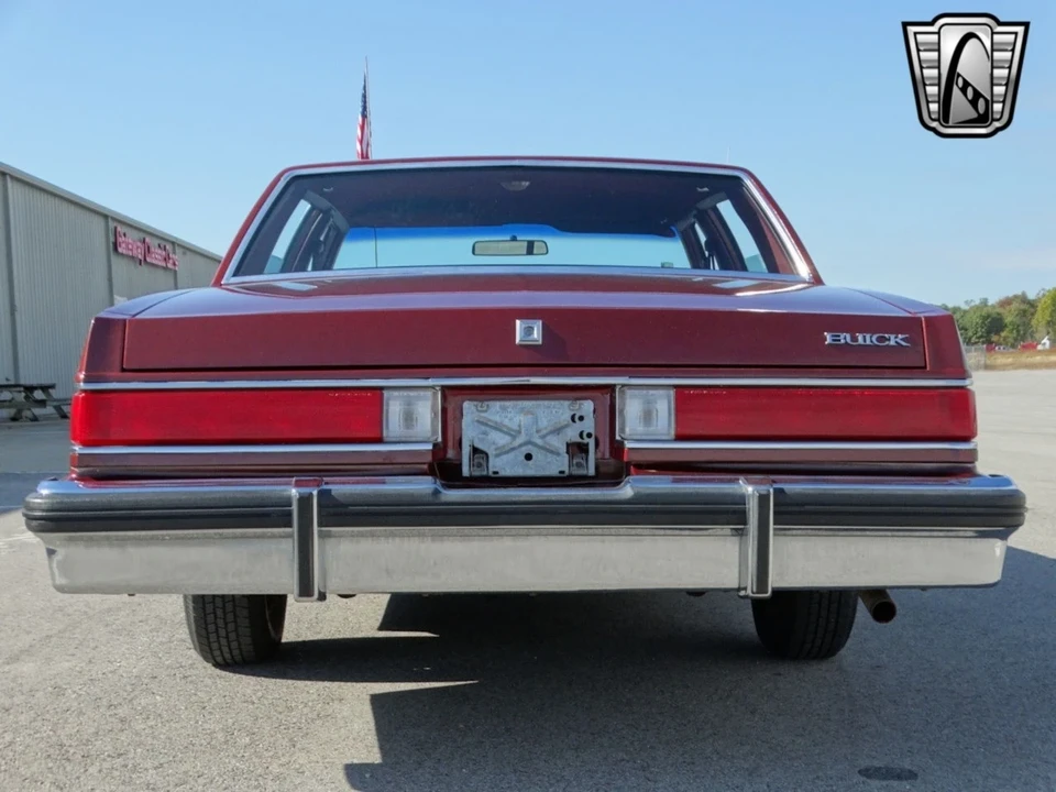 1984 Buick LeSabre - Image 8 of 12
