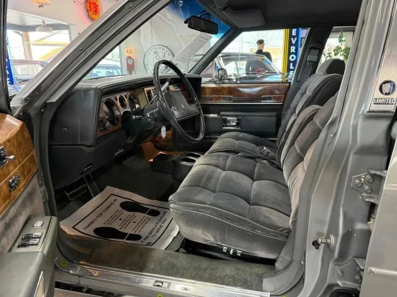 1984 Buick LeSabre - Image 10 of 28