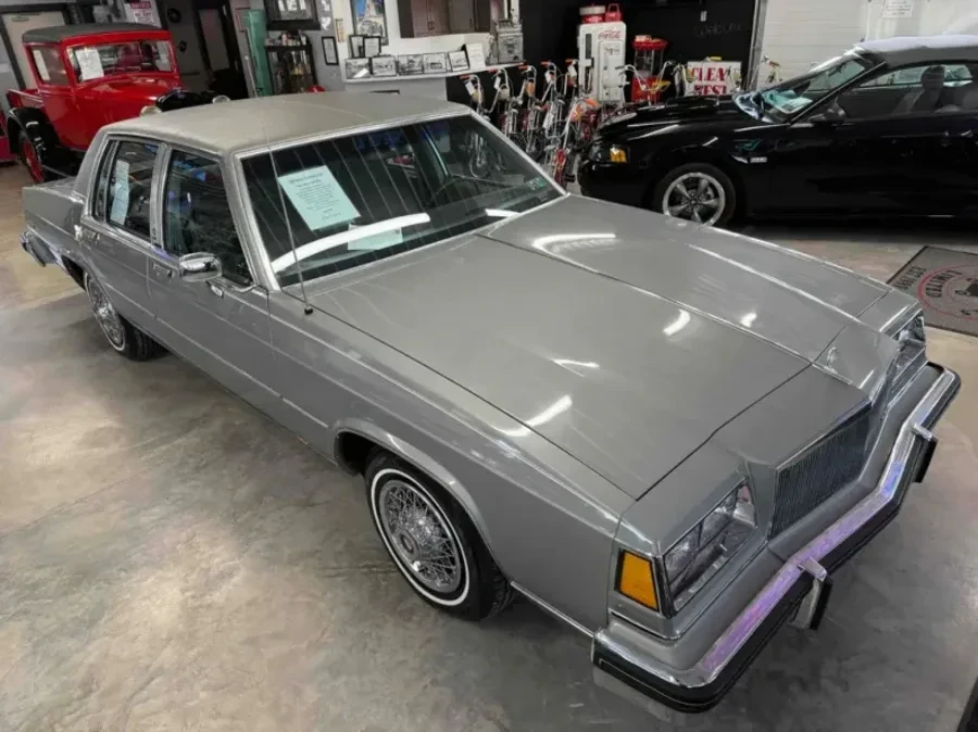 1984 Buick LeSabre - Image 8 of 31
