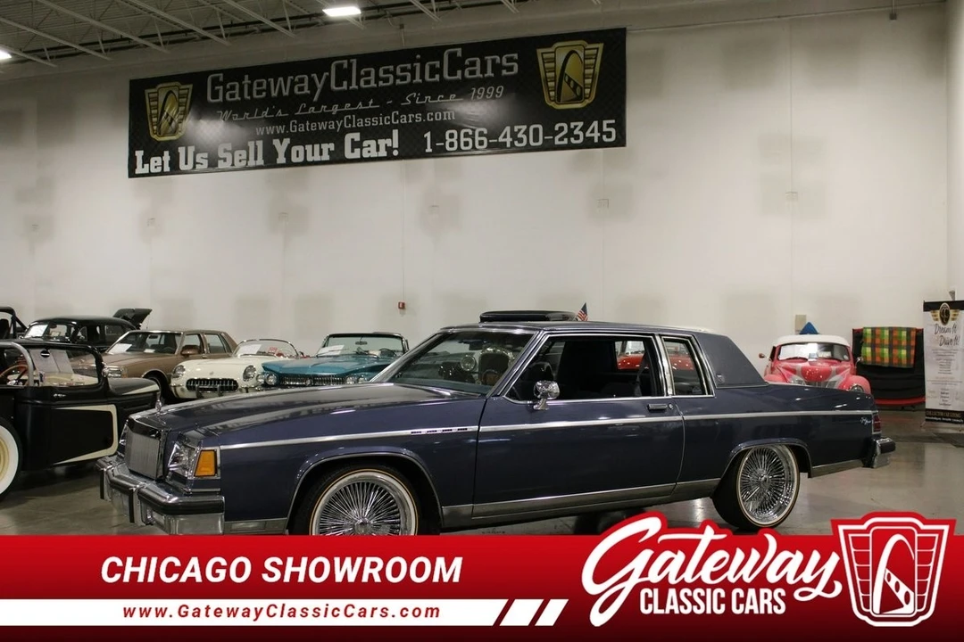 1984 Buick Park Avenue - Image 4 of 12
