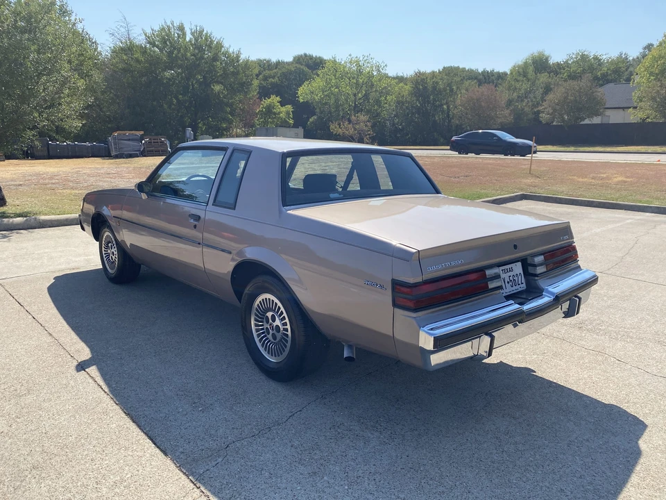 1984 Buick Regal - Image 4 of 31