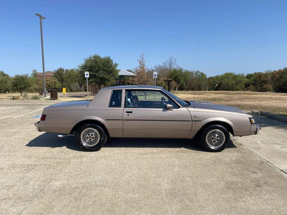 1984 Buick Regal - Image 7 of 31