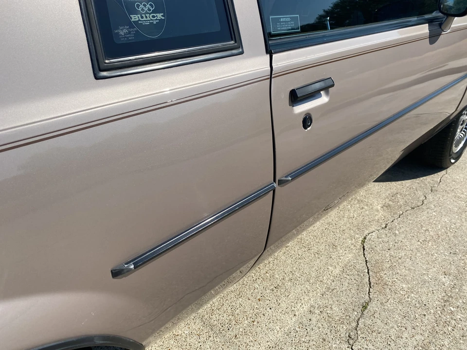 1984 Buick Regal - Image 28 of 31