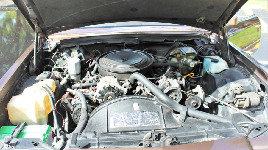 1984 Buick Riviera 4th-7th Gen - Image 6 of 13