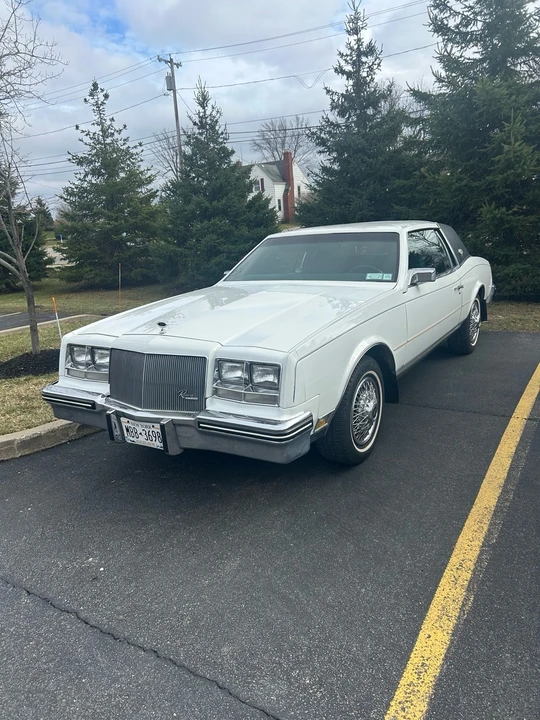 1984 Buick Riviera 4th-7th Gen - Image 8 of 28