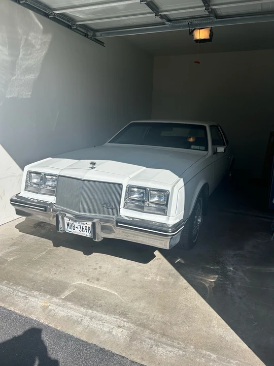 1984 Buick Riviera 4th-7th Gen - Image 11 of 21