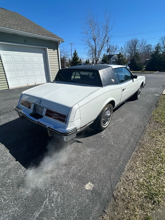 1984 Buick Riviera 4th-7th Gen - Image 5 of 21