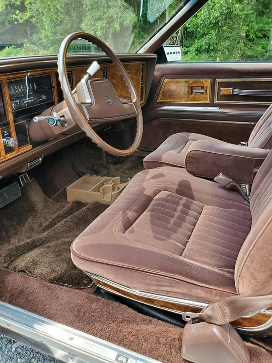 1984 Buick Riviera 4th-7th Gen - Image 5 of 11