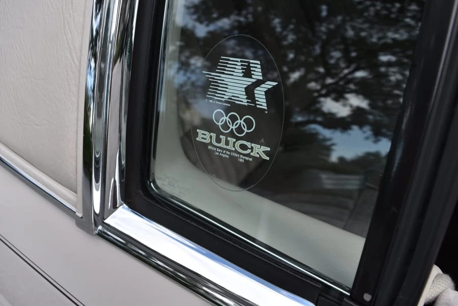 1984 Buick Riviera 4th-7th Gen - Image 13 of 31