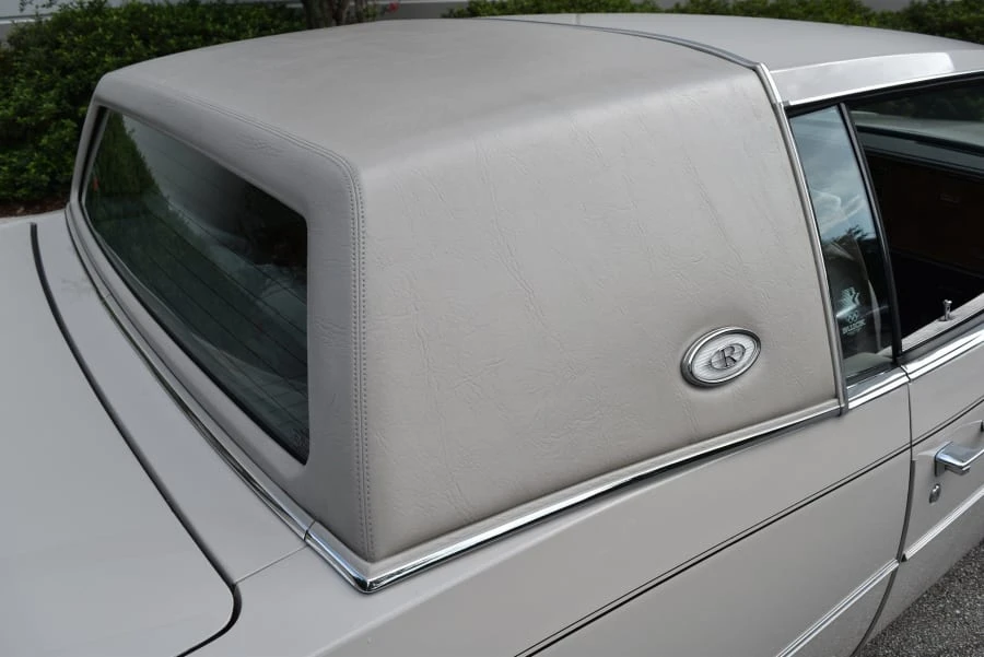1984 Buick Riviera 4th-7th Gen - Image 12 of 31