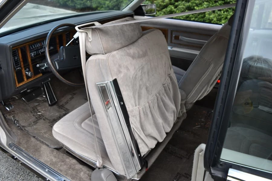 1984 Buick Riviera 4th-7th Gen - Image 18 of 31
