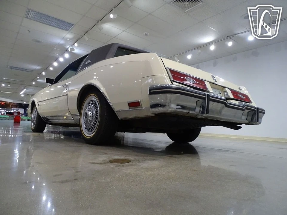 1984 Buick Riviera 4th-7th Gen - Image 12 of 12