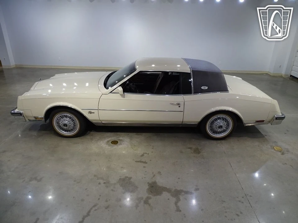1984 Buick Riviera 4th-7th Gen - Image 7 of 12