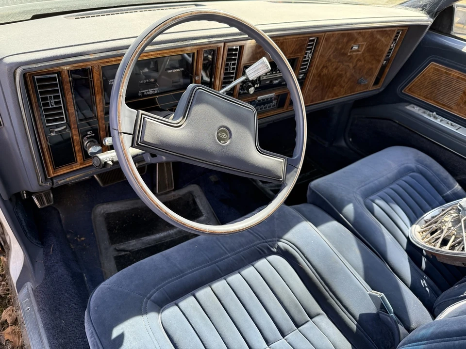 1984 Buick Riviera 4th-7th Gen - Image 6 of 20