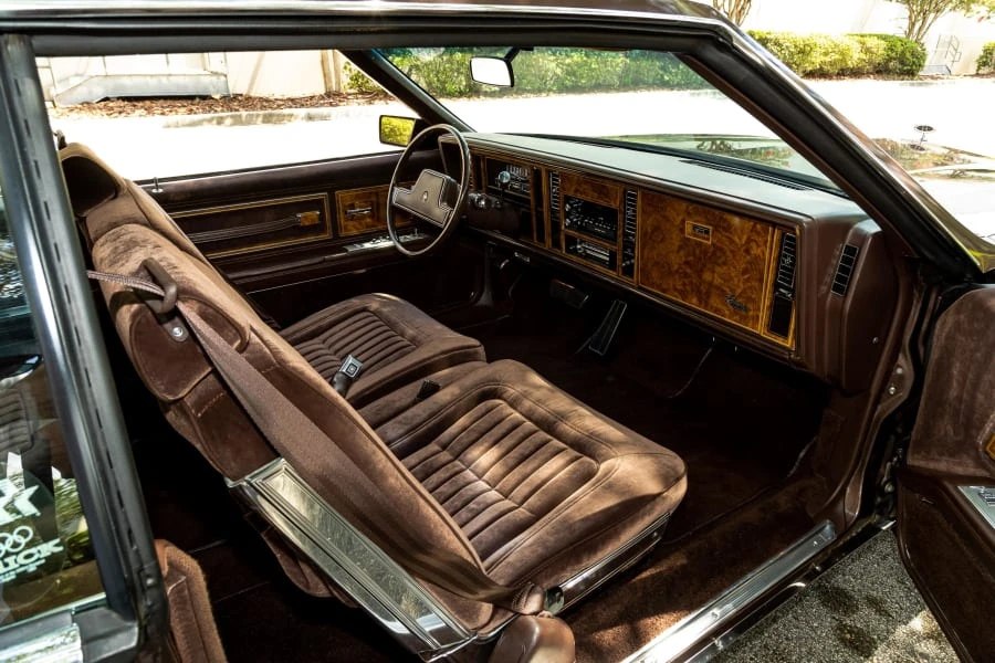 1984 Buick Riviera 4th-7th Gen - Image 6 of 29
