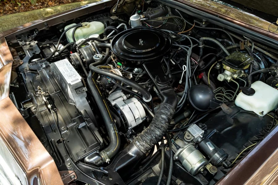 1984 Buick Riviera 4th-7th Gen - Image 8 of 29