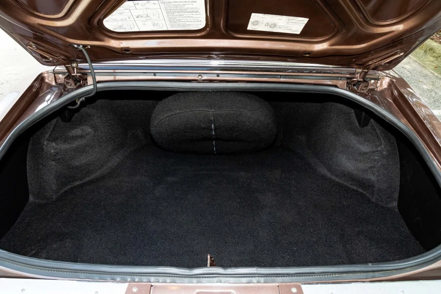 1984 Buick Riviera 4th-7th Gen - Image 11 of 29