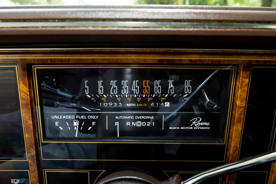 1984 Buick Riviera 4th-7th Gen - Image 22 of 29