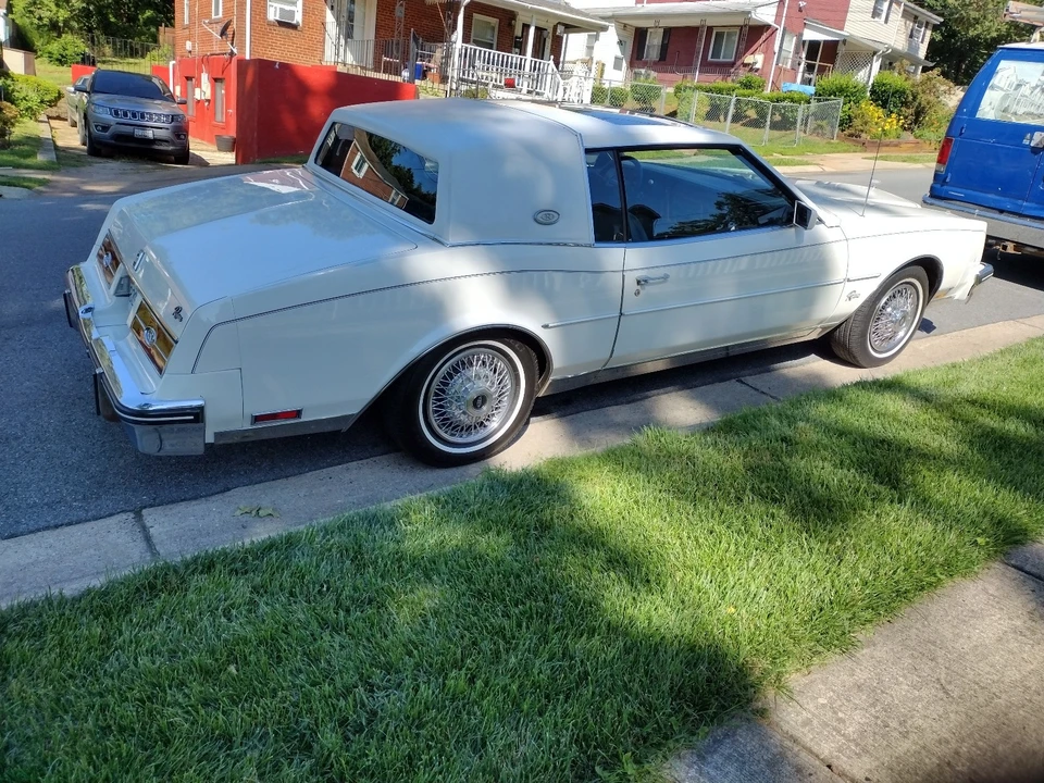 1984 Buick Riviera 4th-7th Gen - Image 3 of 5