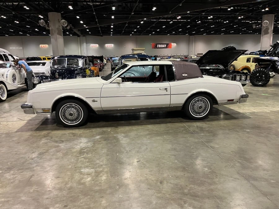 1984 Buick Riviera 4th-7th Gen - Image 4 of 17