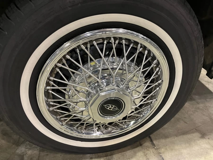 1984 Buick Riviera 4th-7th Gen - Image 6 of 17