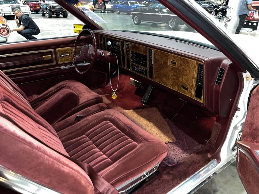 1984 Buick Riviera 4th-7th Gen - Image 11 of 17