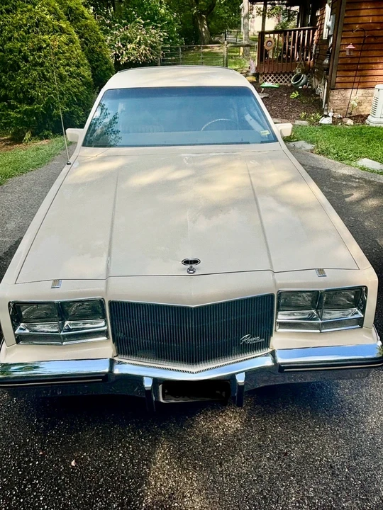 1984 Buick Riviera 4th-7th Gen - Image 2 of 15