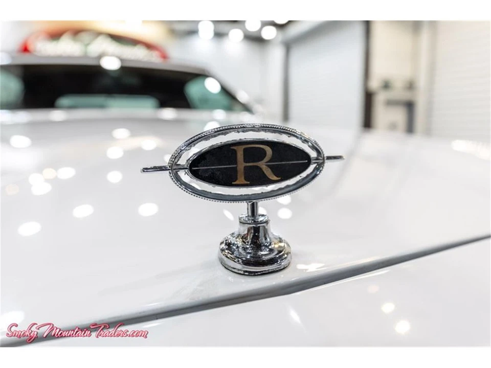 1984 Buick Riviera 4th-7th Gen - Image 10 of 31