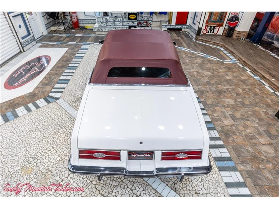1984 Buick Riviera 4th-7th Gen - Image 28 of 31