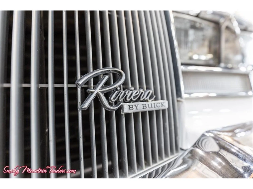 1984 Buick Riviera 4th-7th Gen - Image 11 of 31