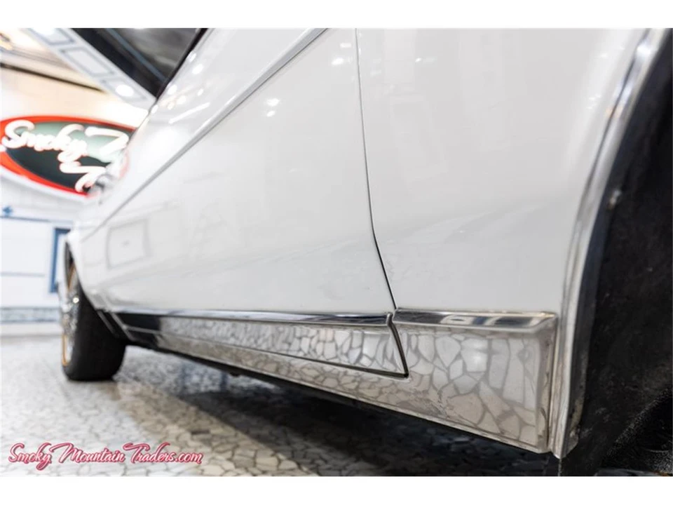 1984 Buick Riviera 4th-7th Gen - Image 18 of 31