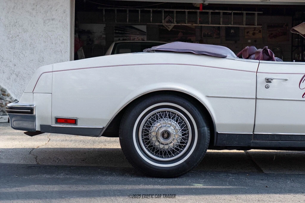 1984 Buick Riviera 4th-7th Gen - Image 10 of 12