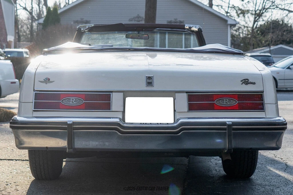 1984 Buick Riviera 4th-7th Gen - Image 7 of 12