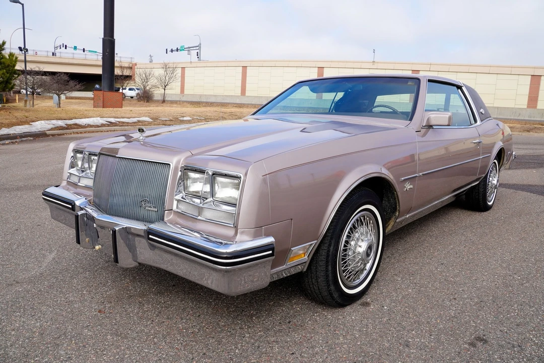 1984 Buick Riviera 4th-7th Gen - Image 8 of 21