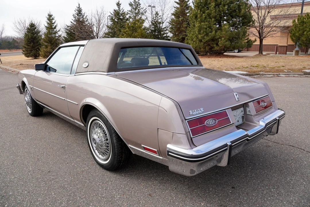 1984 Buick Riviera 4th-7th Gen - Image 6 of 21