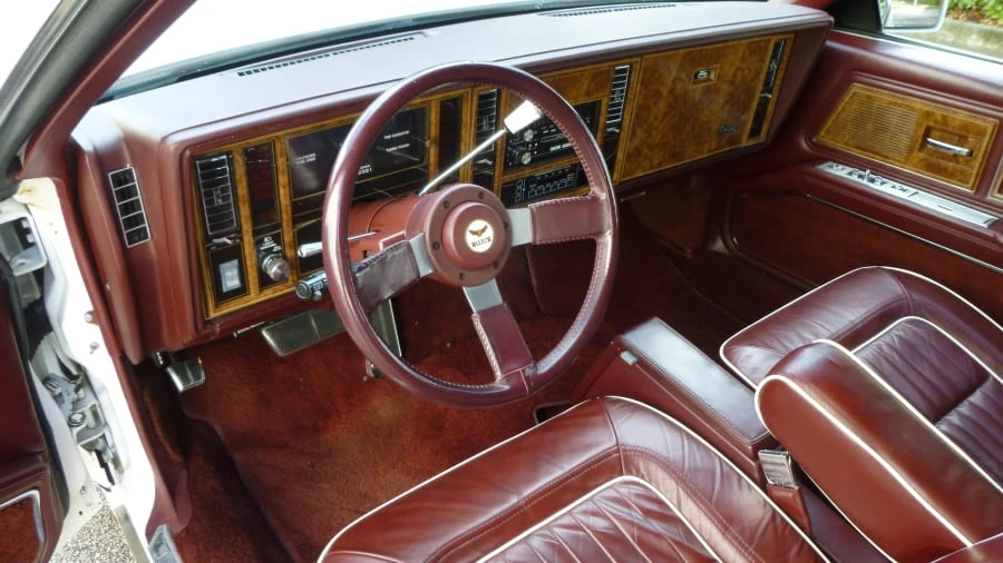 1984 Buick Riviera 4th-7th Gen - Image 6 of 9